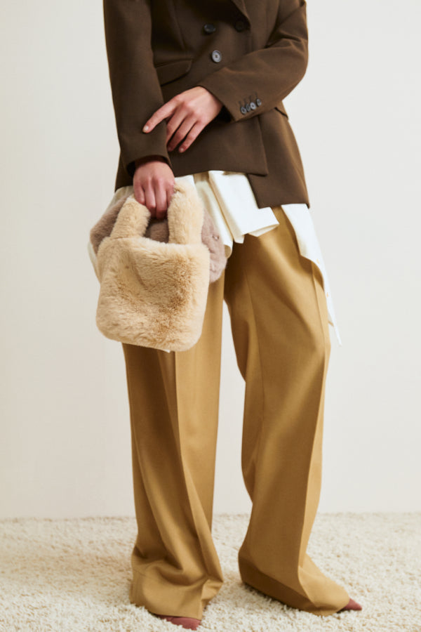 Bia Pleated Trouser - Air Twill :: Macaroon