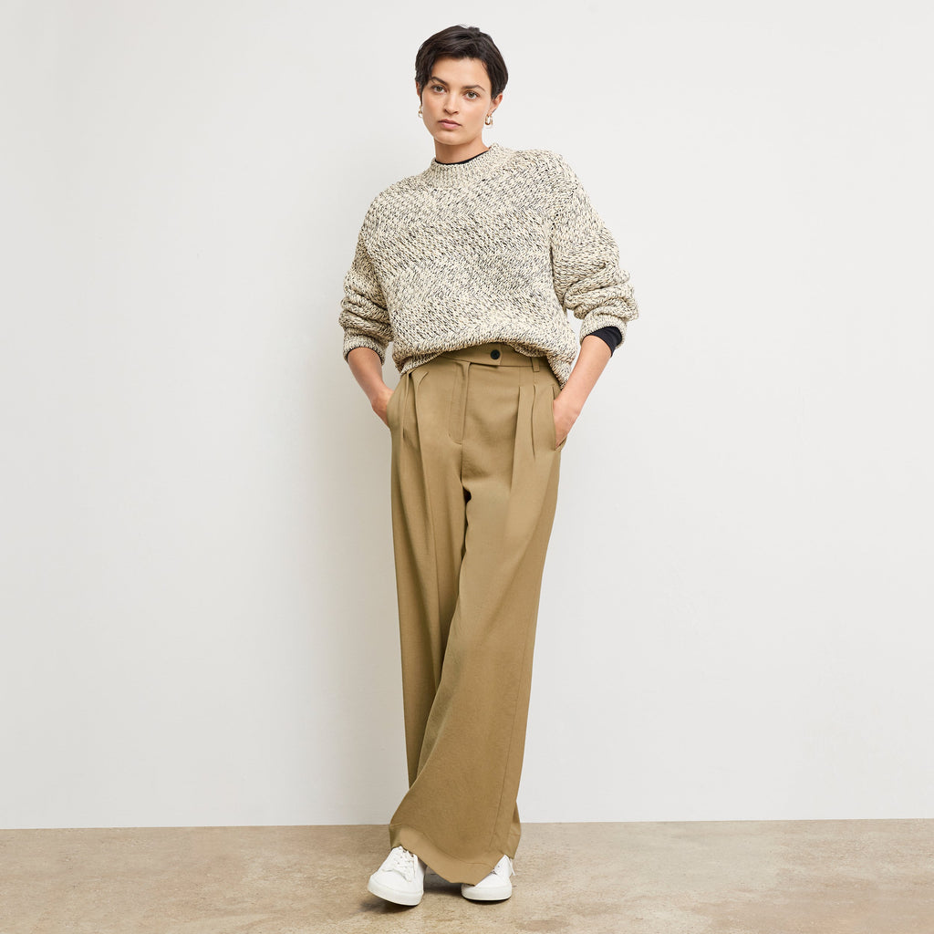 Bia Pleated Trouser - Air Twill :: Macaroon